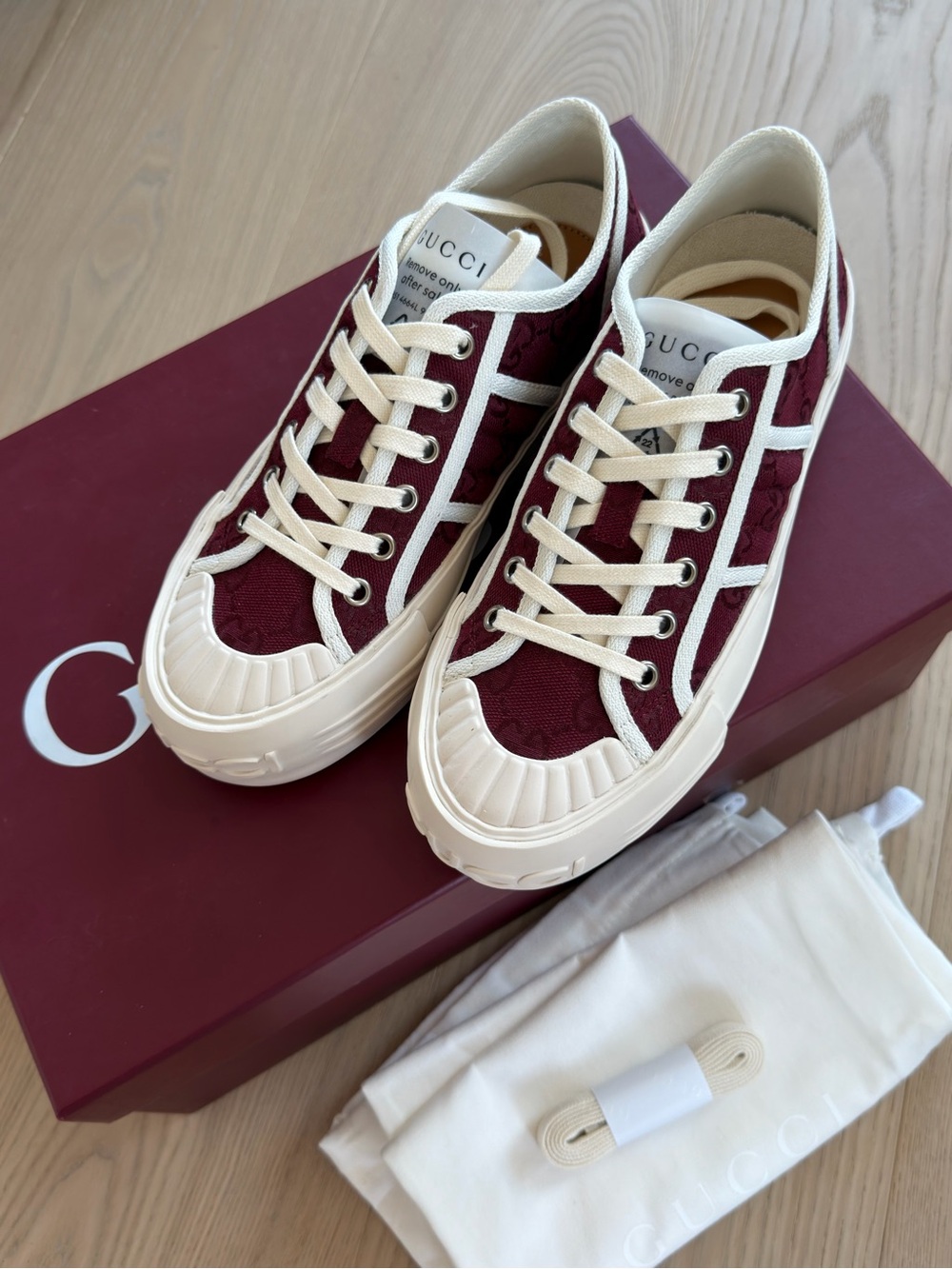 NWT Authentic Gucci GG Canvas Sneakers Chunky Trainer